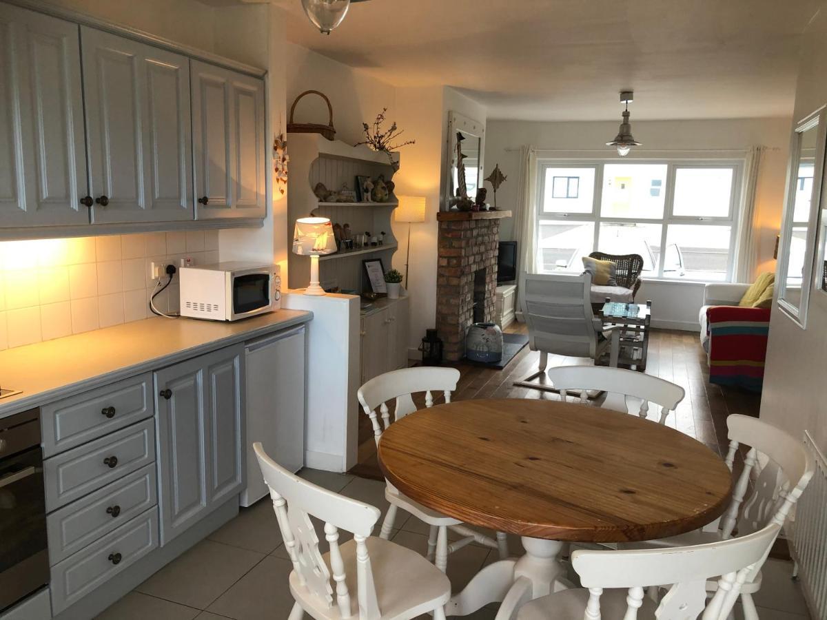 Nanny Willow'S Cottage Portballintrae Kültér fotó